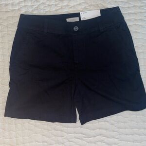 LOFT Women's Black Shorts- nwt 6” size 0